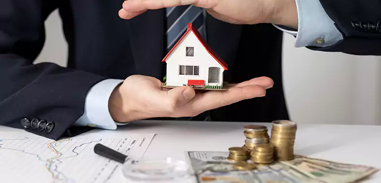 Who Do We Buy Houses From in Cape Coral, FL?